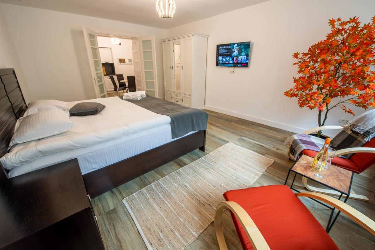 Old Town Suites Braşov Extérieur photo